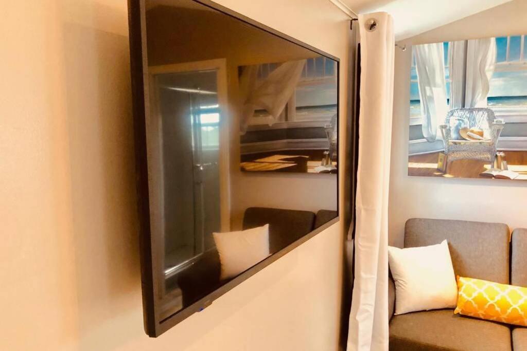 King & Queen Suite #8 拿骚 外观 照片