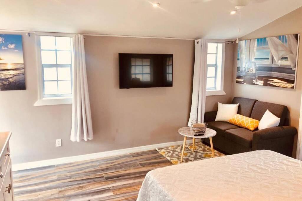 King & Queen Suite #8 拿骚 外观 照片